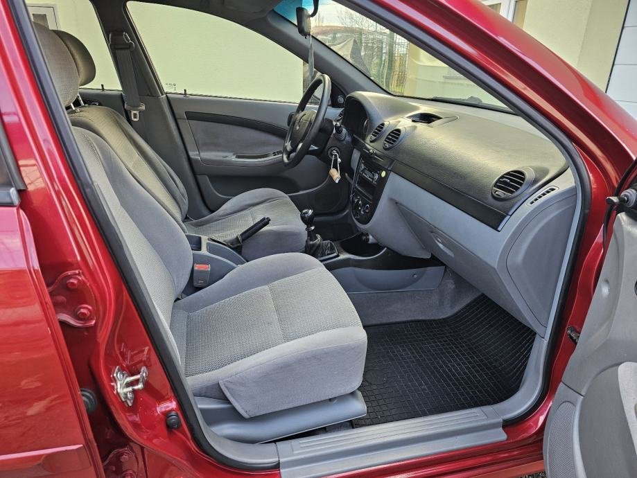Chevrolet Lacetti 1,4 SE - Slika 8