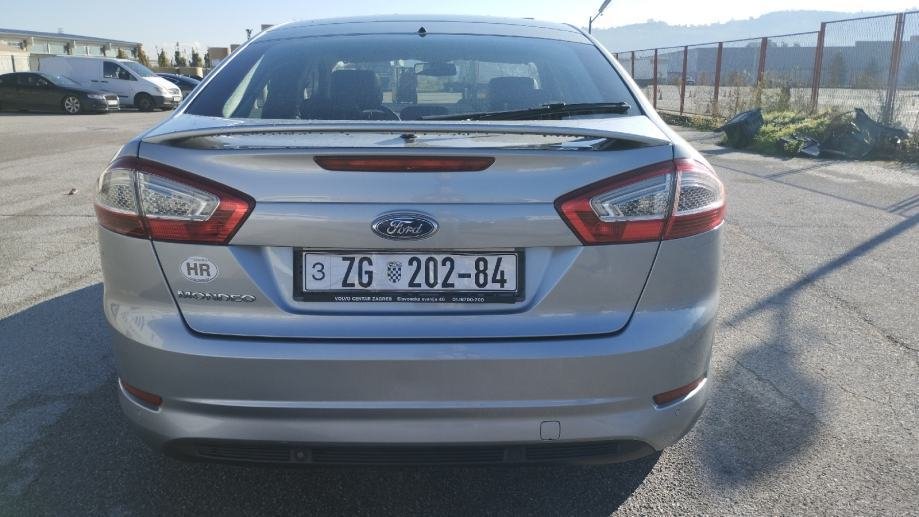 Ford Mondeo 1,6 - Slika 8