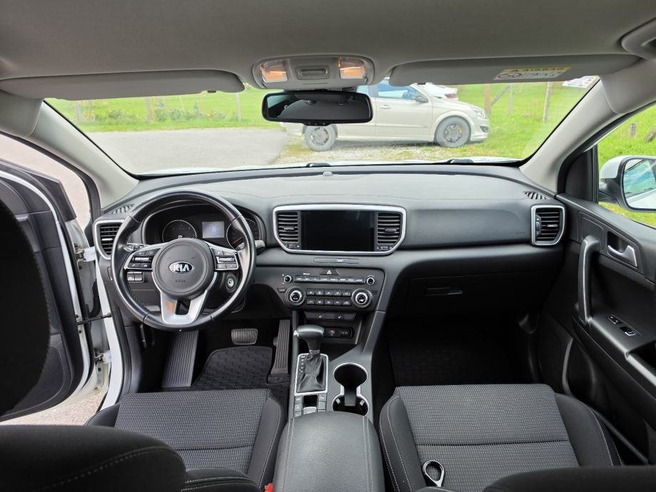 Kia Sportage 1,6 CRDi automatik - Slika 7