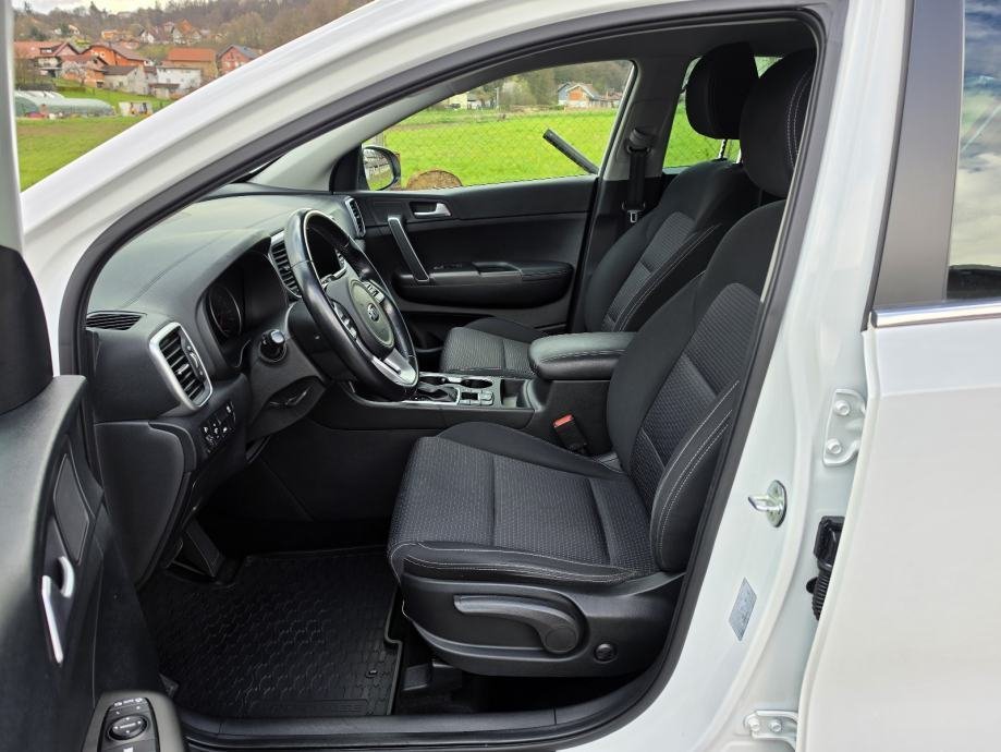 Kia Sportage 1,6 CRDi automatik - Slika 6