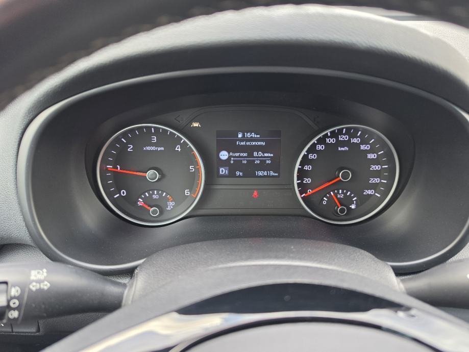 Kia Sportage 1,6 CRDi automatik - Slika 16