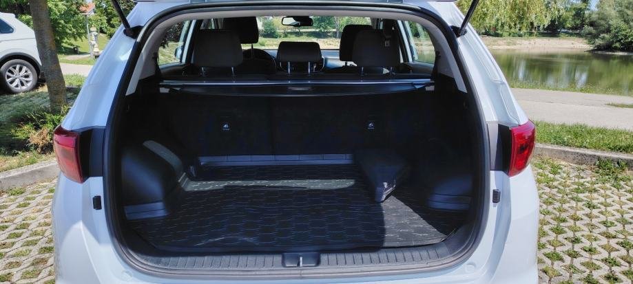 Kia Sportage 1,7 CRDI - Slika 15