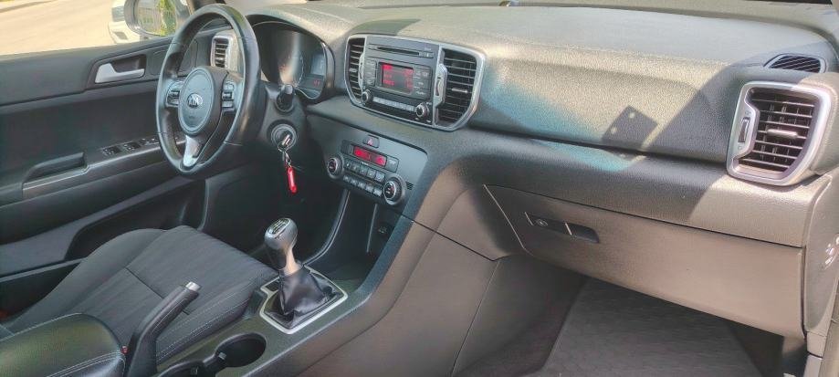 Kia Sportage 1,7 CRDI - Slika 11