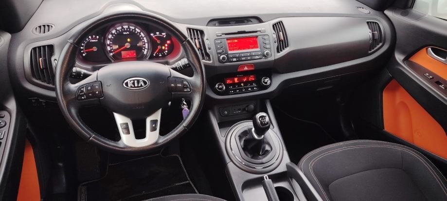 Kia Sportage 2WD 1,6 - Slika 9
