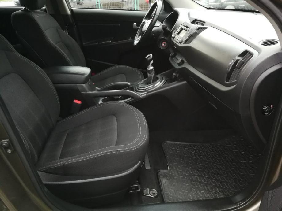 Kia Sportage 2WD 1,7 CRDi - Slika 11