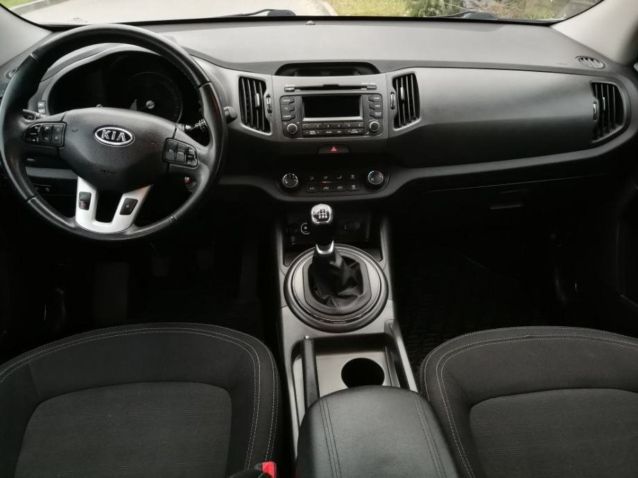 Kia Sportage 2WD 1,7 CRDi - Slika 10