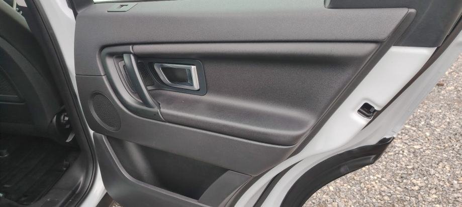 Land Rover Discovery Sport 2,0 - Slika 17