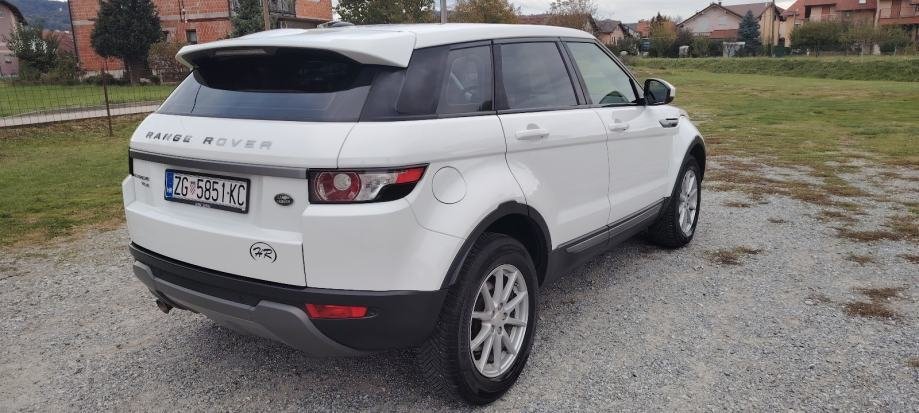 Land Rover Range Rover Evoque 2,2 automatik - Slika 8