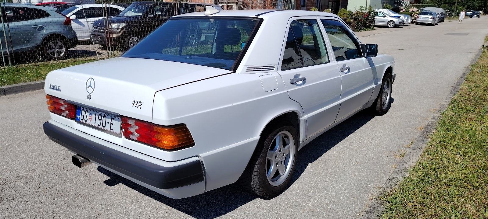 Mercedes-Benz 190 E 2,0 ABS, klima, šiber... - Slika 7