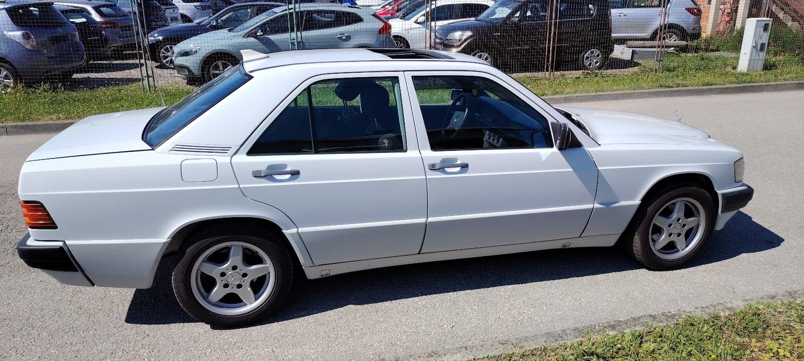 Mercedes-Benz 190 E 2,0 ABS, klima, šiber... - Slika 6