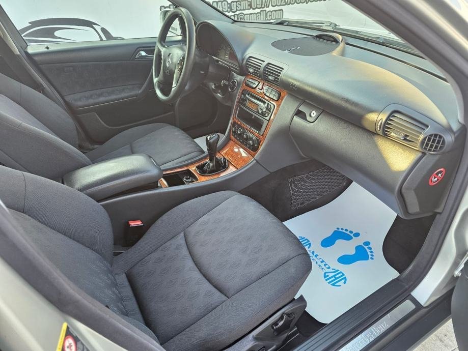 Mercedes-Benz C-klasa 220CDI, registriran 12/2026. - Slika 11