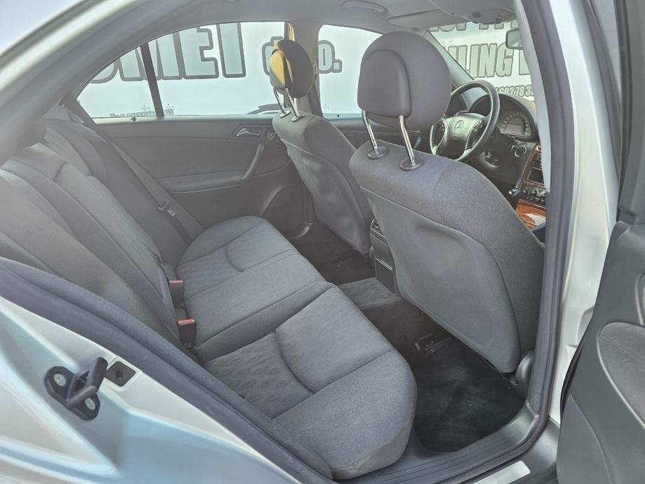 Mercedes-Benz C-klasa 220CDI, registriran 12/2026. - Slika 13