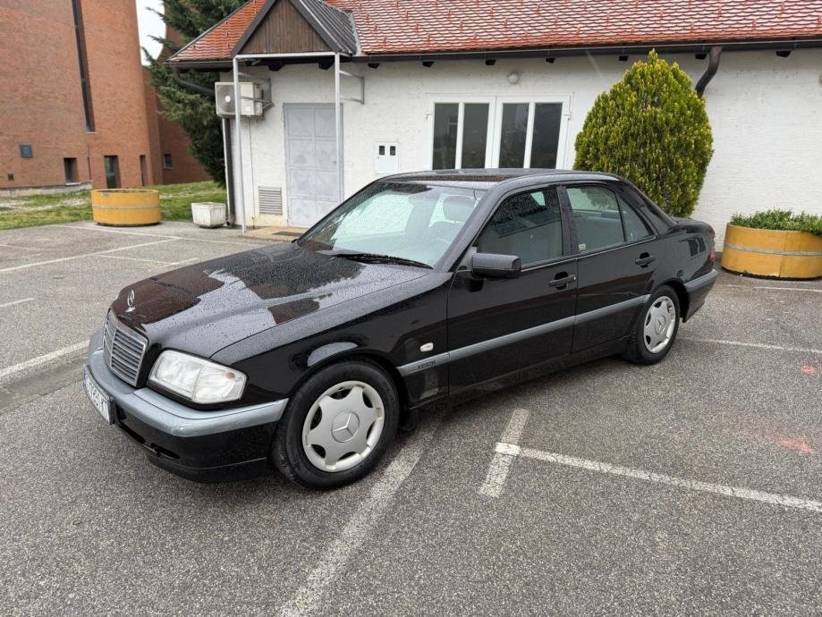 Mercedes-Benz C-klasa 250TD 110kw - Slika 2
