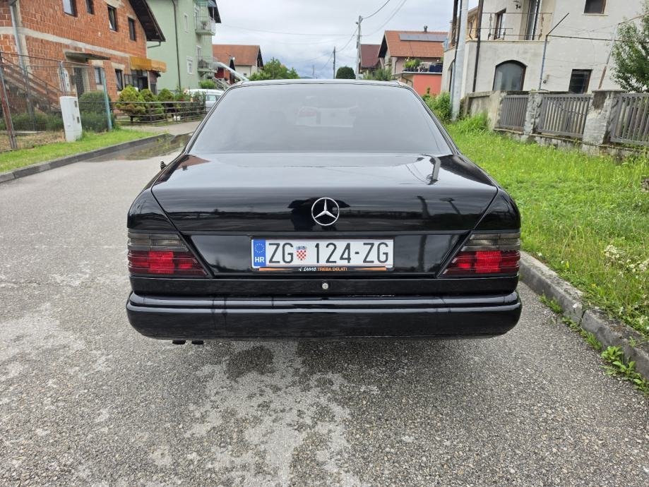 Mercedes-Benz E-klasa W124 Coupe 300TD - Slika 5