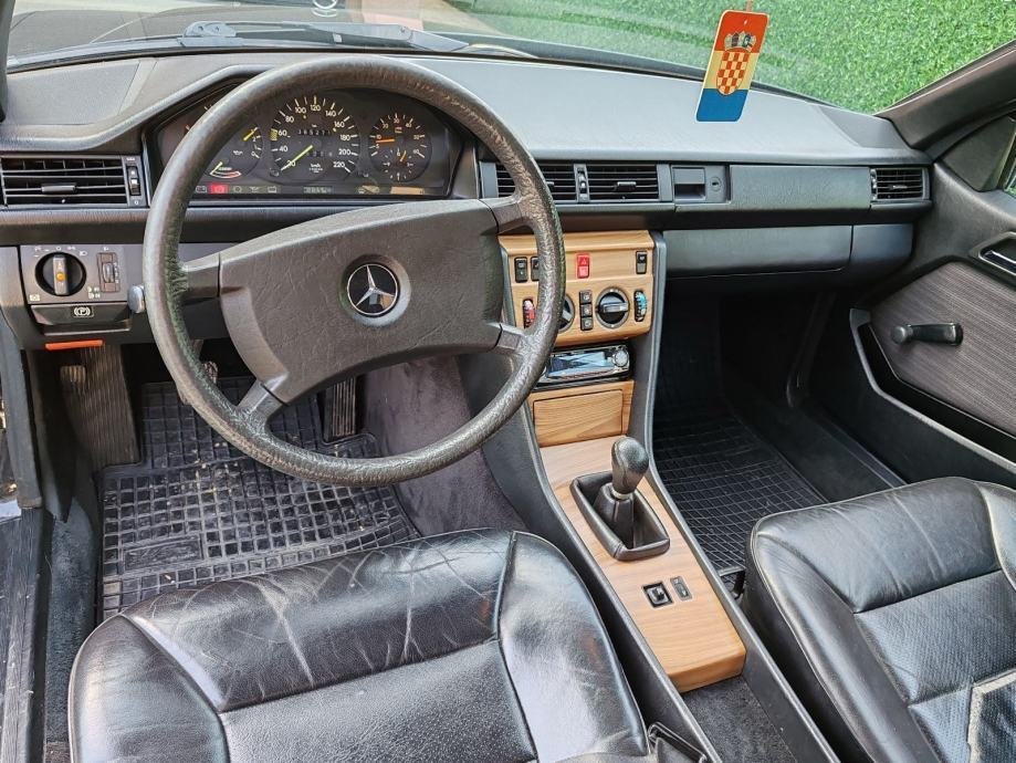 Mercedes-Benz E-klasa W124 Coupe 300TD - Slika 8