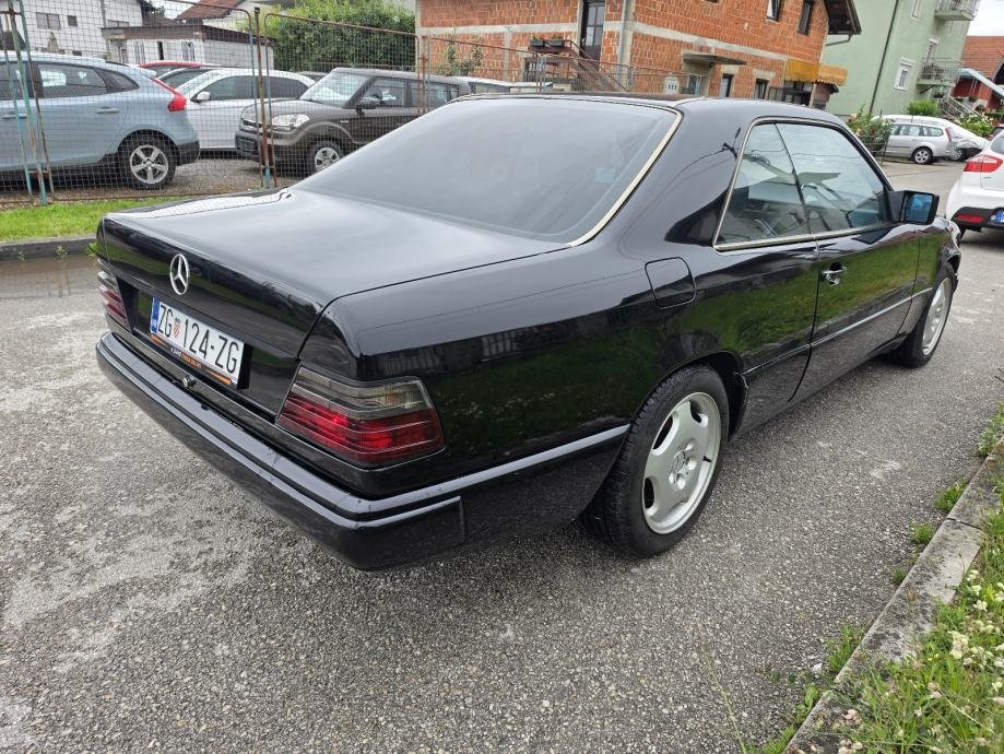 Mercedes-Benz E-klasa W124 Coupe 300TD - Slika 6