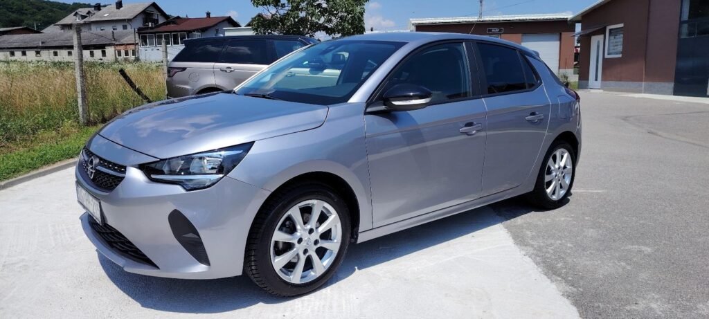 Opel Corsa 1,2 samo 42.000 km