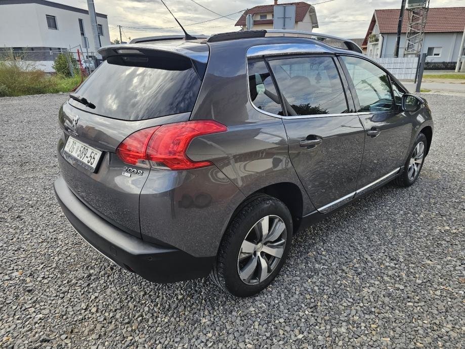 Peugeot 2008 1,6 e-HDi - Slika 4