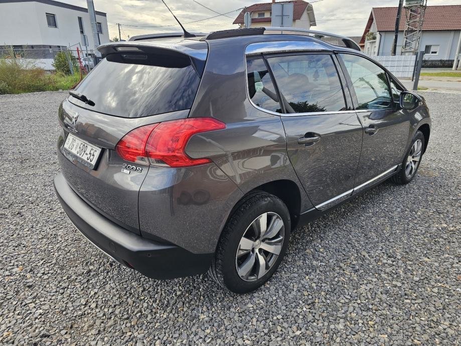 Peugeot 2008 1,6 e-HDi - Slika 7