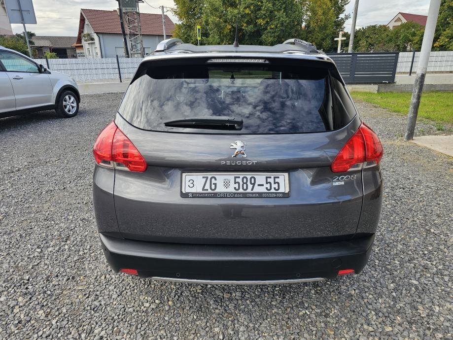 Peugeot 2008 1,6 e-HDi - Slika 5