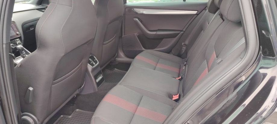 Škoda Octavia Combi 1,6 TDI - Slika 15