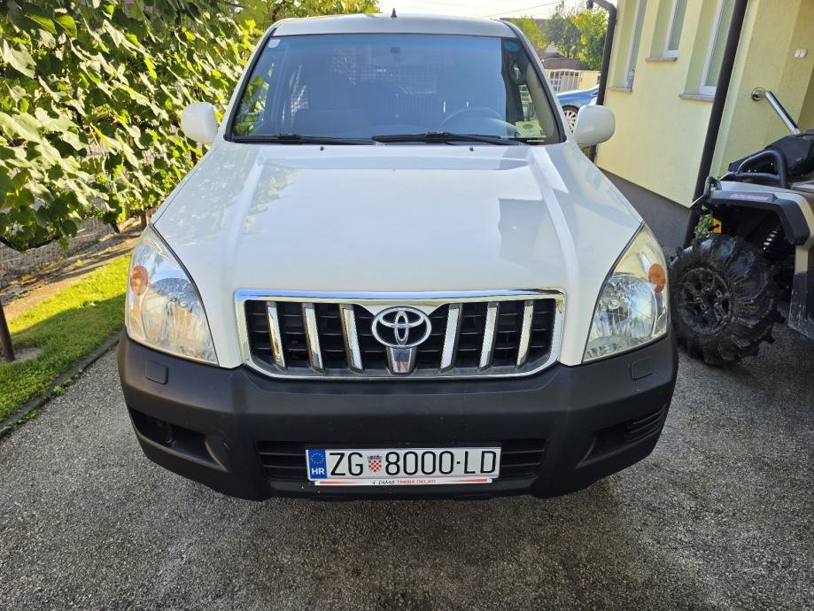 Toyota Land Cruiser 3,0 D-4D 3vrata kratka - Slika 3