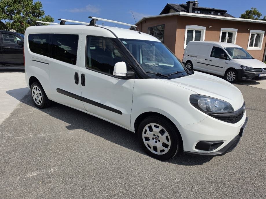 Fiat Doblo 1,6 Multijet – prednji lijevi pogled