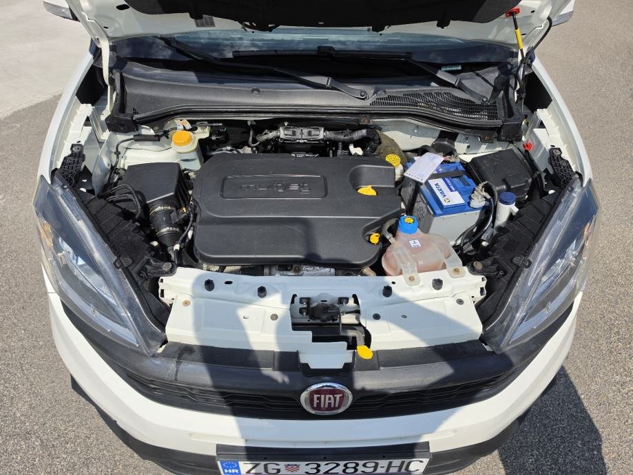 Fiat Doblo 1,6 Multijet – motorni prostor