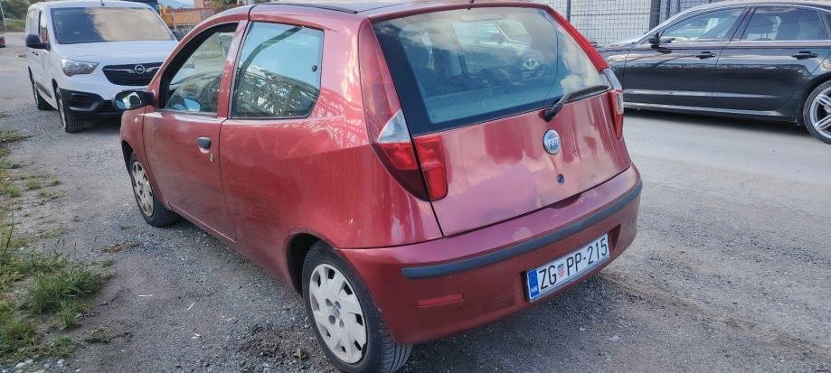 Fiat Punto 1,2 - polovno vozilo na prodaju, autosalon Samobor i Strmec | Samo treba delati