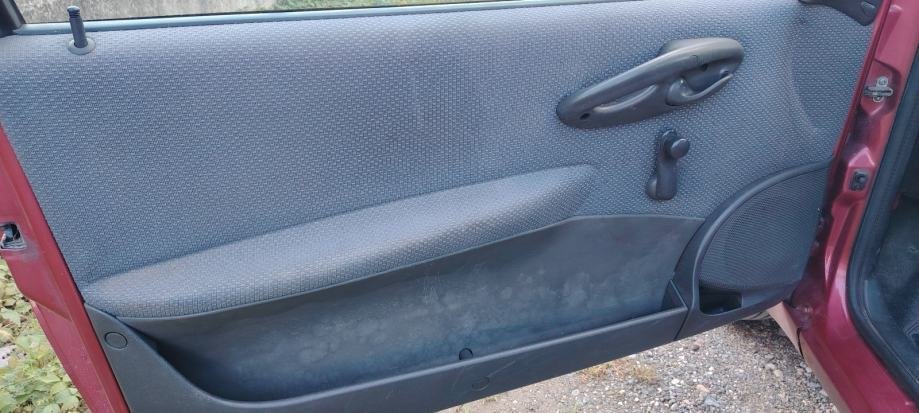 Fiat Punto 1,2 - polovno vozilo na prodaju, autosalon Samobor i Strmec | Samo treba delati