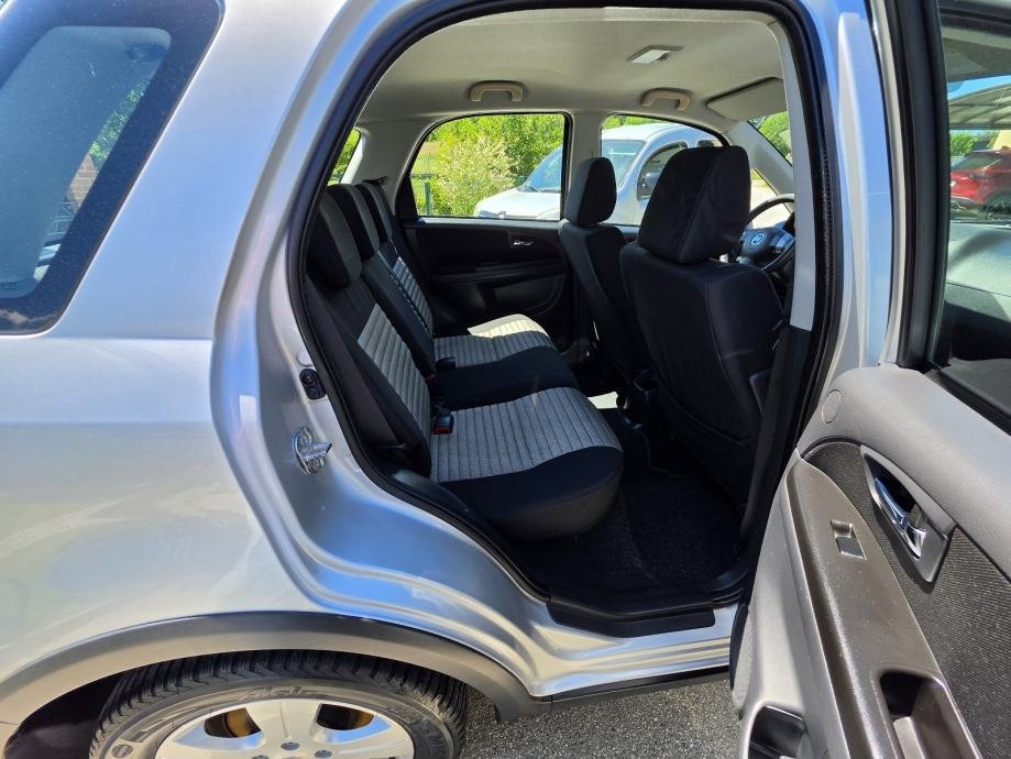 Fiat Sedici 2,0 Jtd Multijet 4x4 - polovno vozilo na prodaju, autosalon Samobor i Strmec | Samo treba delati