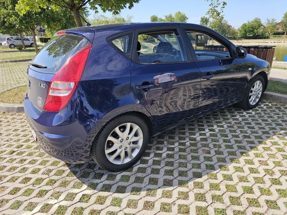 Hyundai i30 1,6 16V - polovno vozilo na prodaju, autosalon Samobor i Strmec | Samo treba delati