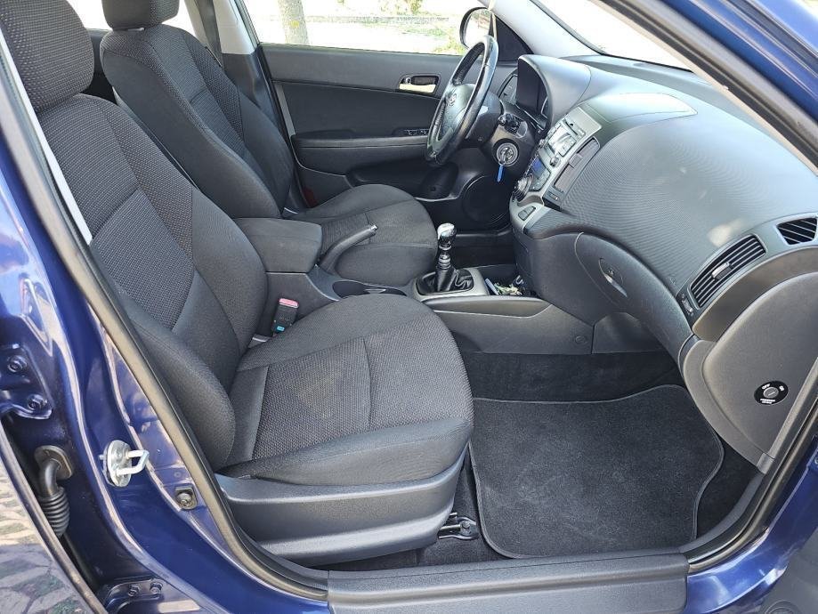 Hyundai i30 1,6 16V - polovno vozilo na prodaju, autosalon Samobor i Strmec | Samo treba delati