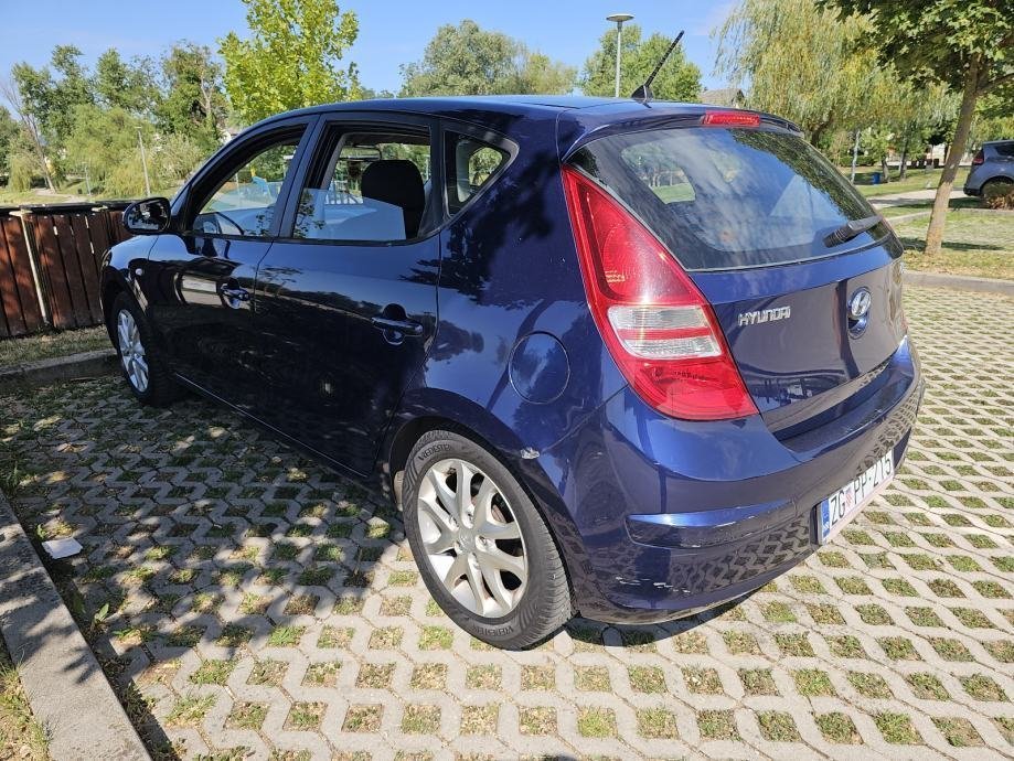 Hyundai i30 1,6 16V - polovno vozilo na prodaju, autosalon Samobor i Strmec | Samo treba delati