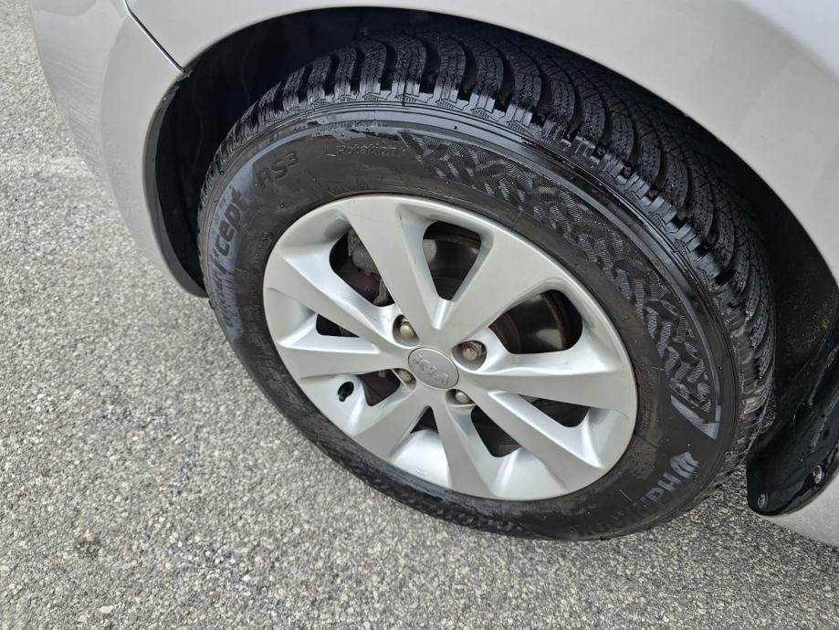 Kia Rio 1,2 LX - polovno vozilo na prodaju, autosalon Samobor i Strmec | Samo treba delati