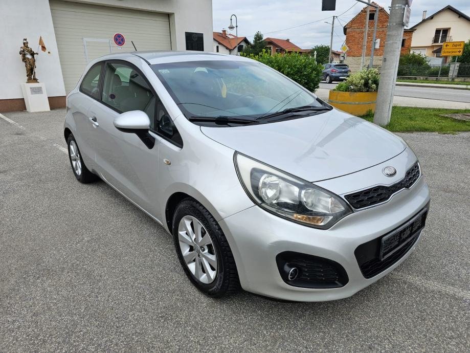 Kia Rio 1,2 LX - polovno vozilo na prodaju, autosalon Samobor i Strmec | Samo treba delati