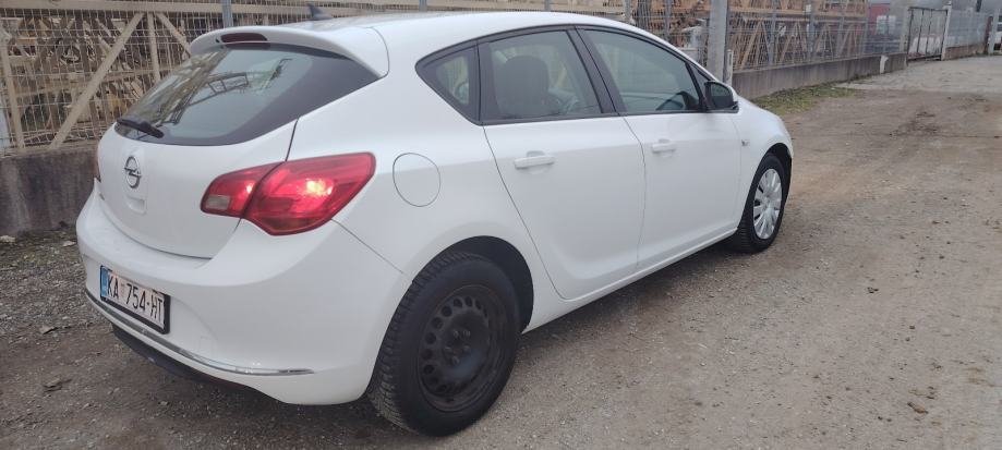 Opel Astra 1,4 TURBO LPG ATESTIRAN - polovno vozilo na prodaju, autosalon Samobor i Strmec | Samo treba delati