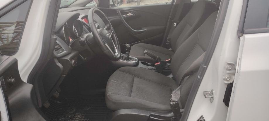 Opel Astra 1,4 TURBO LPG ATESTIRAN - polovno vozilo na prodaju, autosalon Samobor i Strmec | Samo treba delati