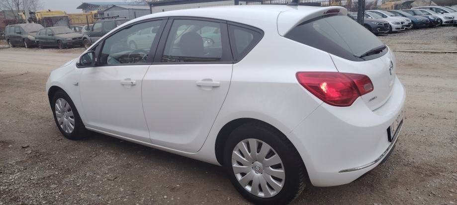 Opel Astra 1,4 TURBO LPG ATESTIRAN - polovno vozilo na prodaju, autosalon Samobor i Strmec | Samo treba delati
