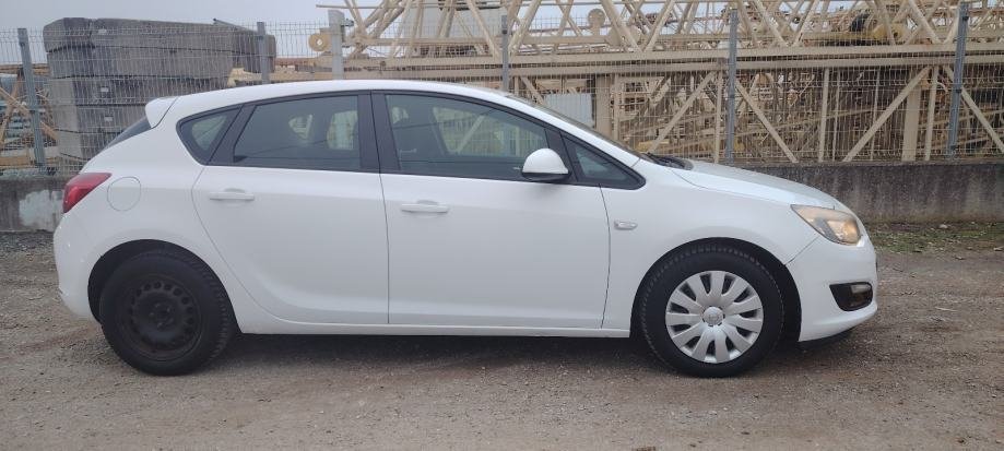 Opel Astra 1,4 TURBO LPG ATESTIRAN - polovno vozilo na prodaju, autosalon Samobor i Strmec | Samo treba delati
