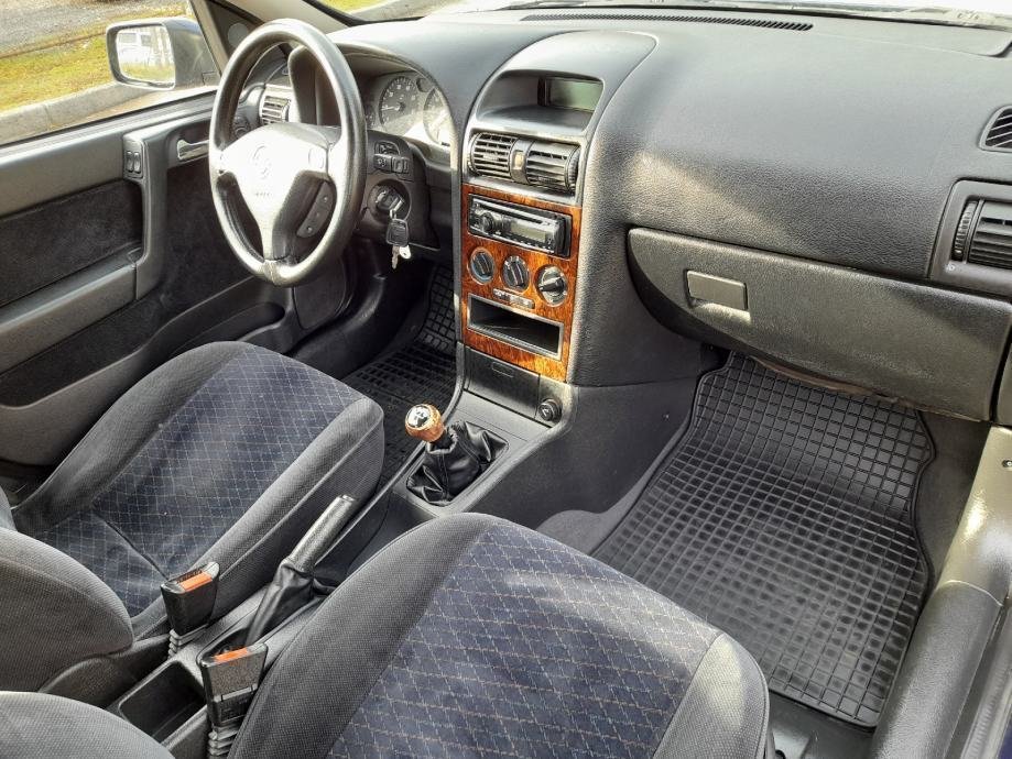 Opel Astra 1,6 CDX - polovno vozilo na prodaju, autosalon Samobor i Strmec | Samo treba delati