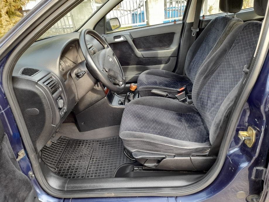 Opel Astra 1,6 CDX - polovno vozilo na prodaju, autosalon Samobor i Strmec | Samo treba delati
