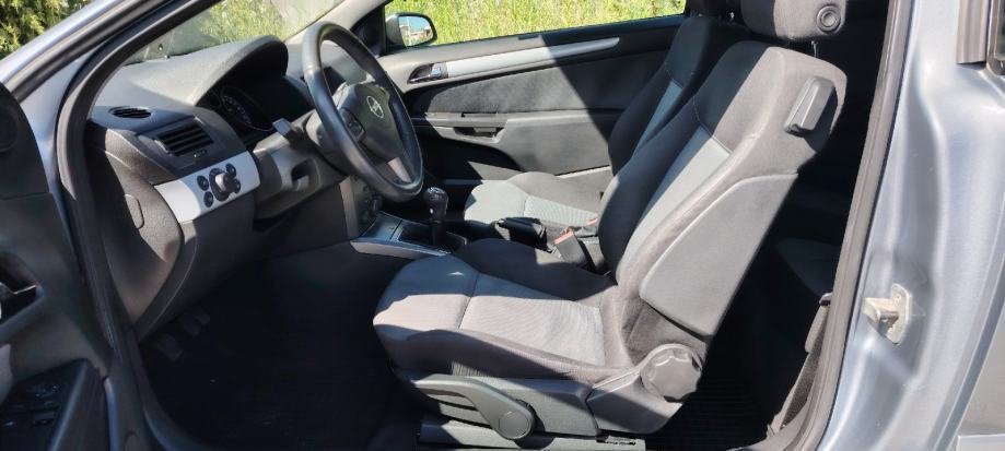 Opel Astra 1,7 CDTI - polovno vozilo na prodaju, autosalon Samobor i Strmec | Samo treba delati