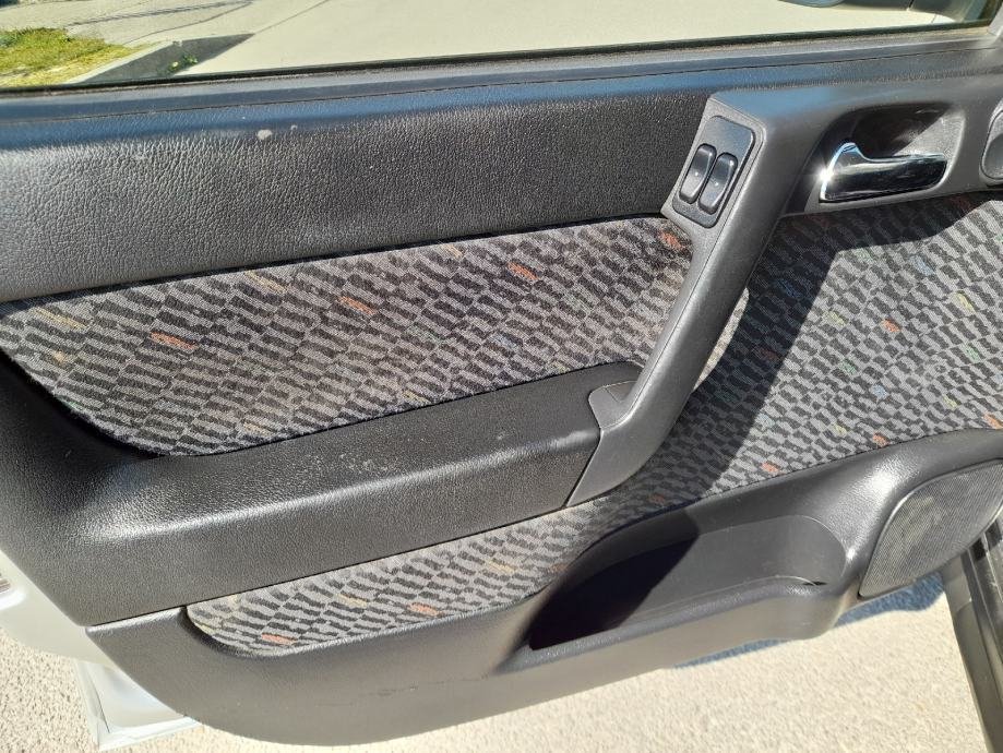 Opel Astra Karavan Caravan 1,7 DT - polovno vozilo na prodaju, autosalon Samobor i Strmec | Samo treba delati
