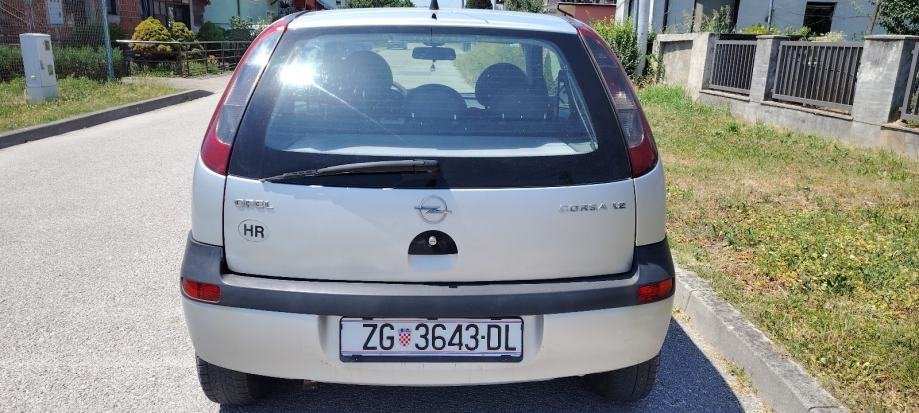 Opel Corsa 1,2 16V - Slika 7