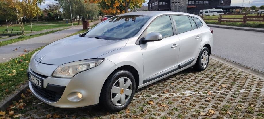 Renault Megane Grandtour 1,5 dCi - polovno vozilo na prodaju, autosalon Samobor i Strmec | Samo treba delati