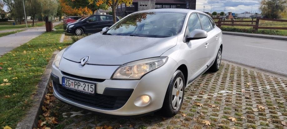 Renault Megane Grandtour 1,5 dCi - polovno vozilo na prodaju, autosalon Samobor i Strmec | Samo treba delati