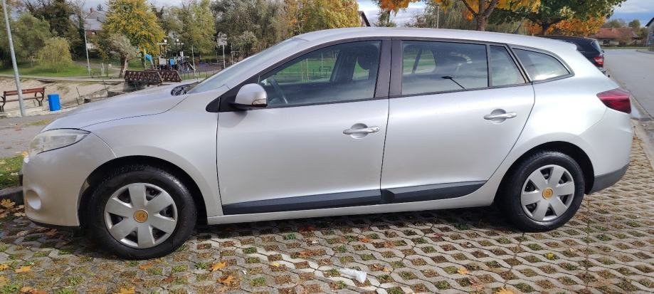 Renault Megane Grandtour 1,5 dCi - polovno vozilo na prodaju, autosalon Samobor i Strmec | Samo treba delati