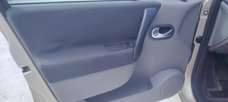 Renault Scenic 1,6 16V - polovno vozilo na prodaju, autosalon Samobor i Strmec | Samo treba delati