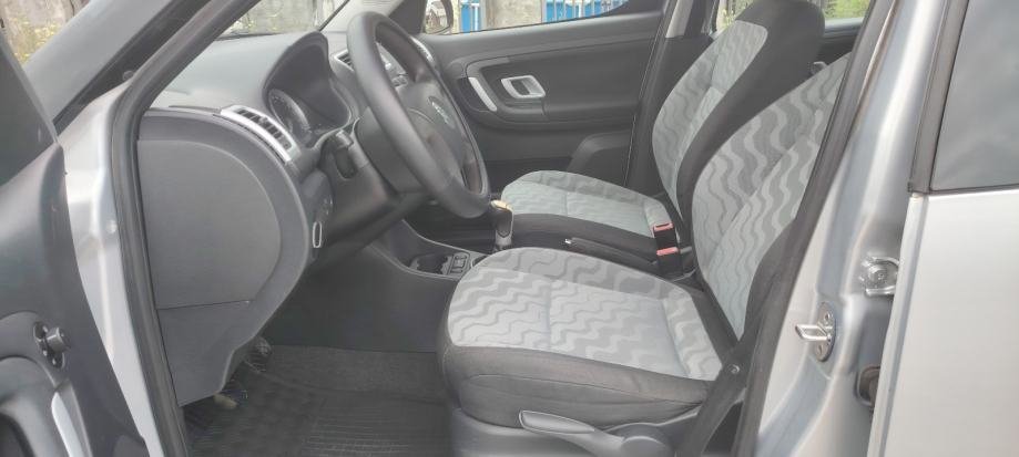 Škoda Roomster 1,9 TDI PD - Slika 8